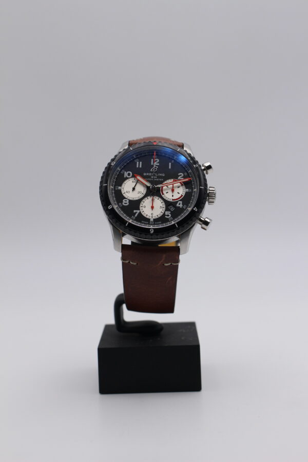 Breitling Aviator B01 Chronograph Mosquito 43 – Bild 4